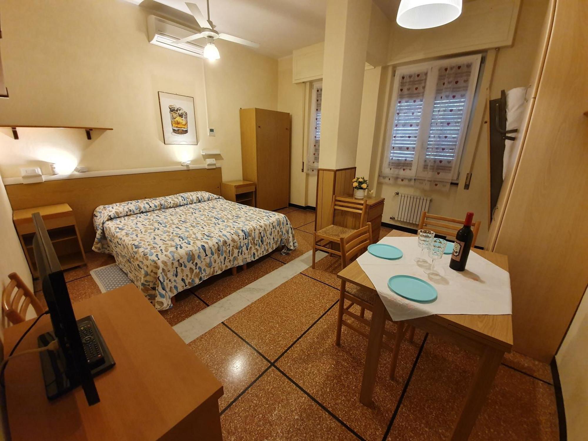 Residence Olivotti Finale Ligure Buitenkant foto