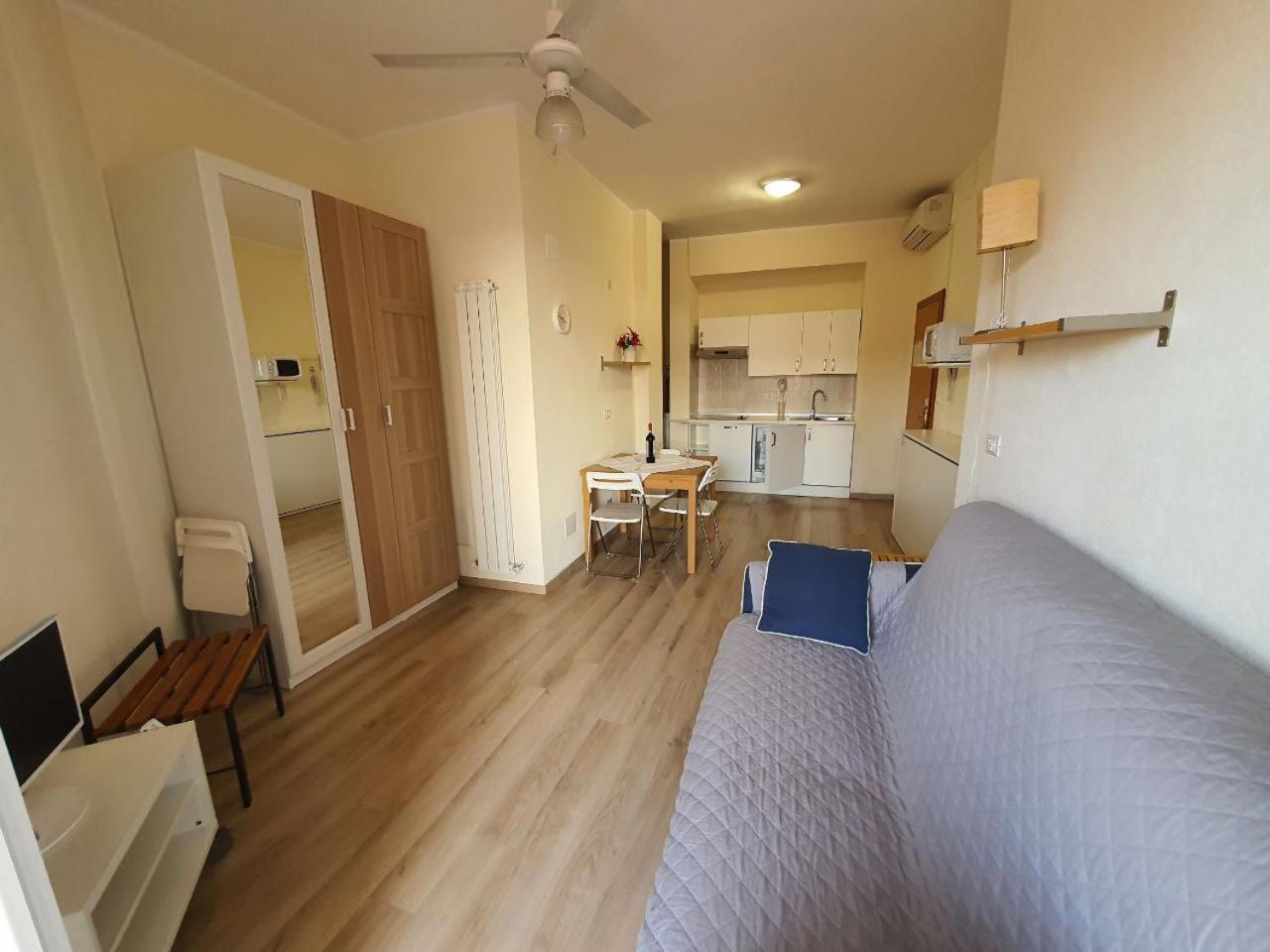 Residence Olivotti Finale Ligure Buitenkant foto