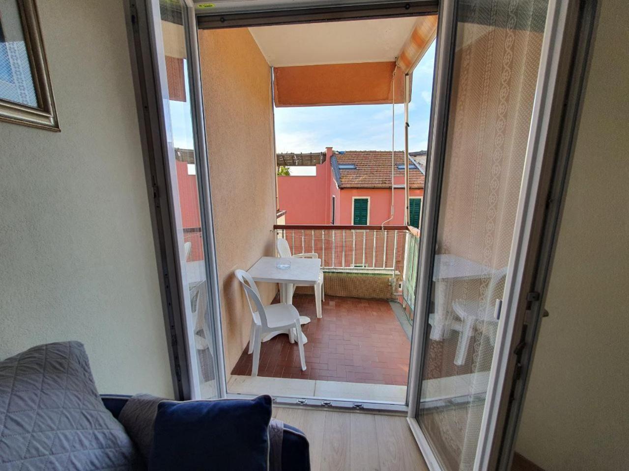 Residence Olivotti Finale Ligure Buitenkant foto